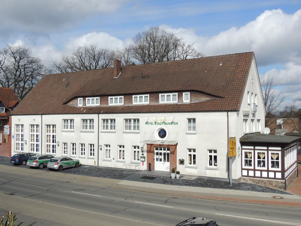 Hotel Stadt Munster エクステリア 写真